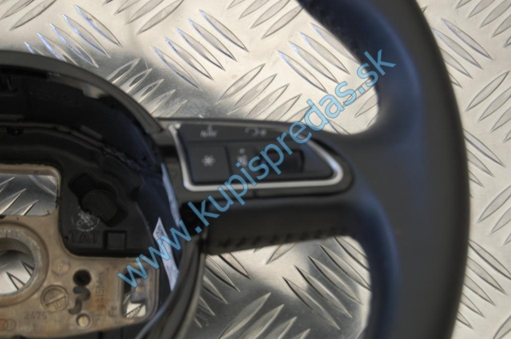 Volant AUDI A3 8V0